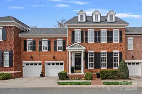 6521 Wakehurst Rd, Charlotte, NC 28226