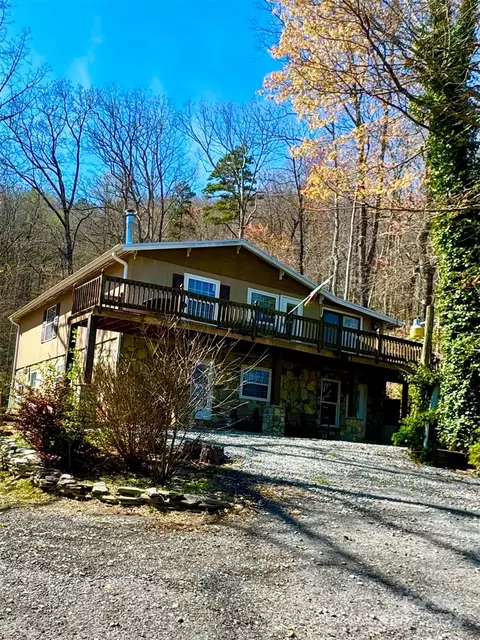 353 Northridge Dr, Marion, NC 28752