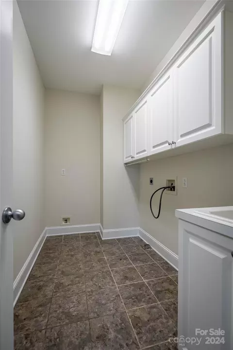 2966 Palmer Ne Dr NE, Conover, NC 28613 photo 28