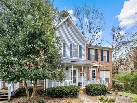 6446 Windsor Gate Ln, Charlotte, NC 28215
