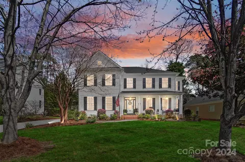 306 Shoreline Pkwy, Tega Cay, SC 29708