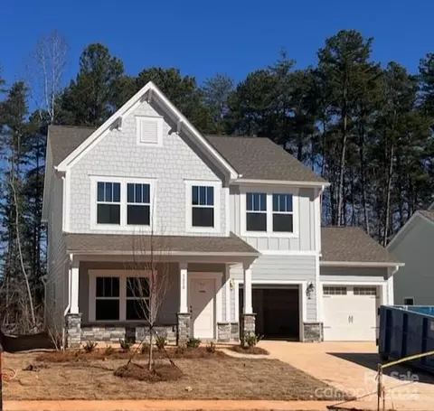 5050 Mooreland Oaks 117 Way #117, Mount Holly, NC 28120