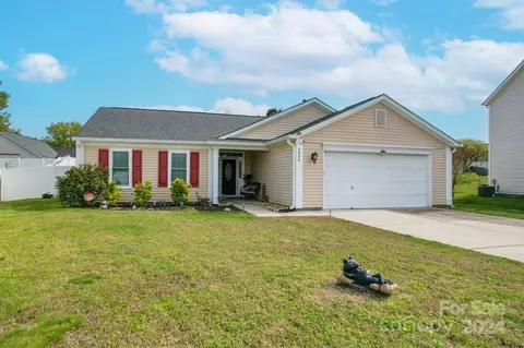 2985 Hillshire Ct, Concord, NC 28027