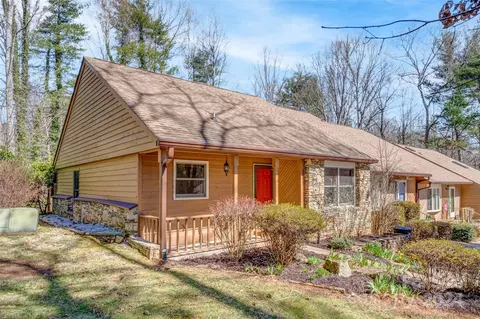 40 Pencross Cir, Etowah, NC 28729