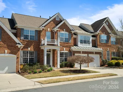 11632 Mersington Ln, Charlotte, NC 28277