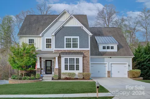 3306 Ringtail Dr, Waxhaw, NC 28173