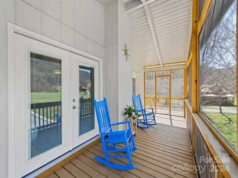43 Sharp Mountain Rd, Canton, NC 28716 photo 7
