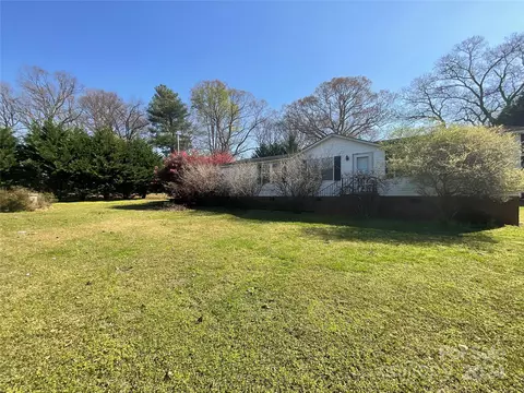900 Jim Elliott Rd, Shelby, NC 28150