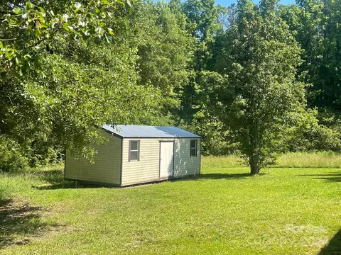 2481 Beacon Rd, Lancaster, SC 29720 photo 6