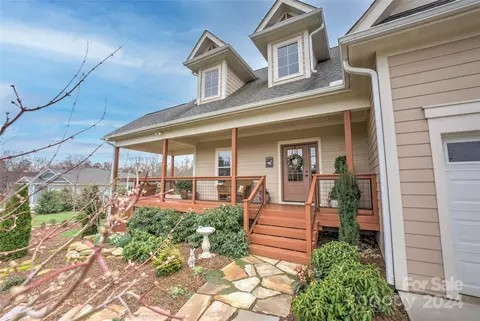 Exterior - 56 Eugene Ln, Flat Rock, NC 28731 photo 3 of 20