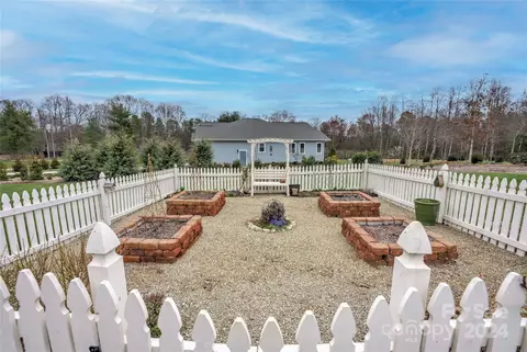 Exterior - 56 Eugene Ln, Flat Rock, NC 28731 photo 12 of 20