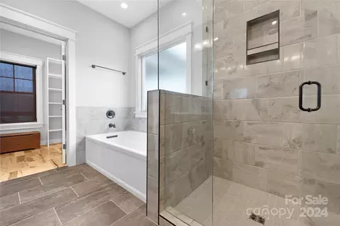Bath - 56 Eugene Ln, Flat Rock, NC 28731 photo 1 of 3