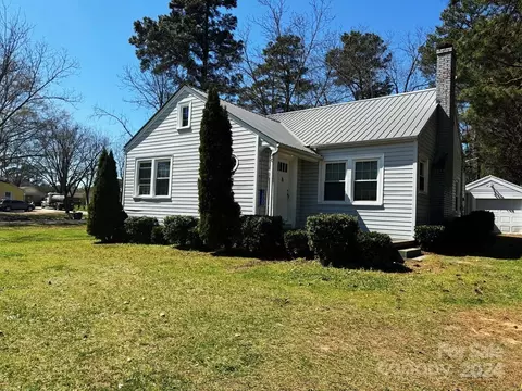1000 White Store Rd, Wadesboro, NC 28170