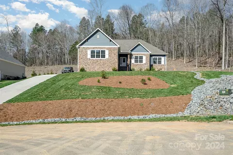 2929 Noritake Trl, Albemarle, NC 28001