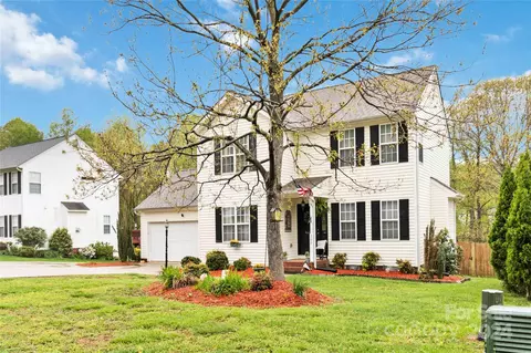 209 Bradford Glyn Dr, Mooresville, NC 28115