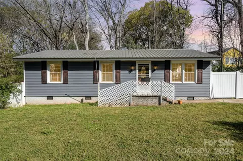 210 Calhoun St, Fort Mill, SC 29715
