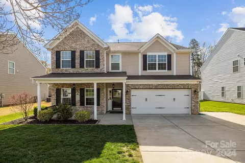 1653 Beleek Ridge Ln, Clover, SC 29710