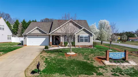 1702 Wagner Pointe Nw 39 Dr NW #39, Conover, NC 28613