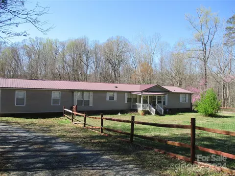 1681 Lane Rd, Mount Holly, NC 28120