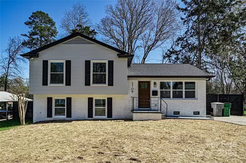 3709 Bankston Pl, Charlotte, NC 28215