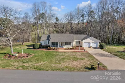 130 Dunes Dr, Kings Mountain, NC 28086