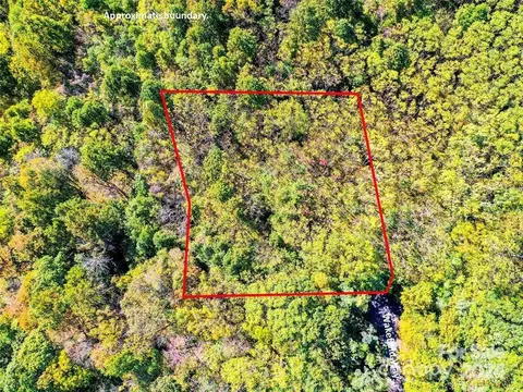 204 Wakefield Way, Mill Spring, NC 28756 photo 5
