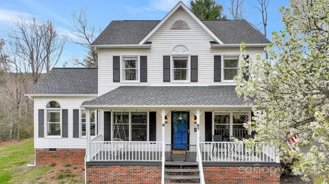 160 Fox Runn Rd, Granite Falls, NC 28630
