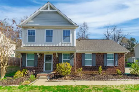 1193 Ellis Pond Dr, Rock Hill, SC 29730
