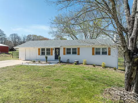 204 Skycrest Ave, Shelby, NC 28152