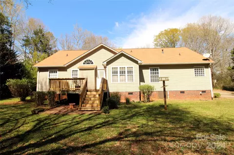 Exterior - 255 Ormand Rd, York, SC 29745 photo 4 of 5