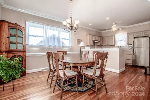 Dining - 313 Ashby Dr, Davidson, NC 28036 photo 1 of 3