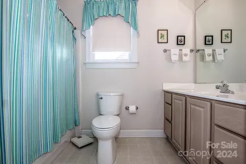 Bath - 313 Ashby Dr, Davidson, NC 28036 photo 3 of 3