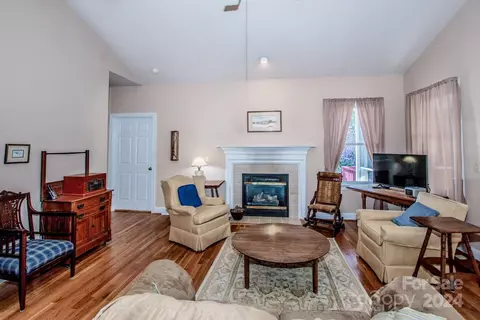 Living - 313 Ashby Dr, Davidson, NC 28036 photo 4 of 4