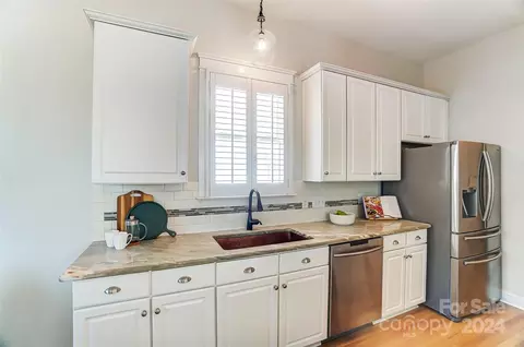Kitchen - 321 Elis Way, Fort Mill, SC 29708 photo 3 of 4