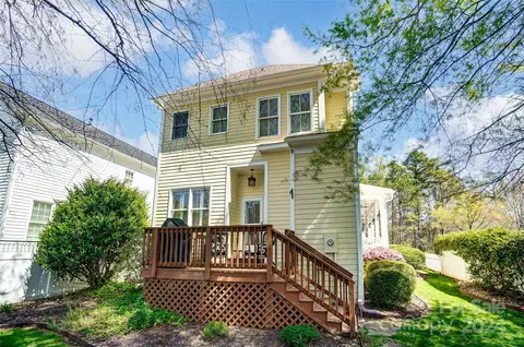 Exterior - 321 Elis Way, Fort Mill, SC 29708 photo 11 of 16