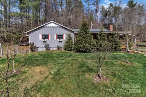 231 Wilson Rd, Bakersville, NC 28705