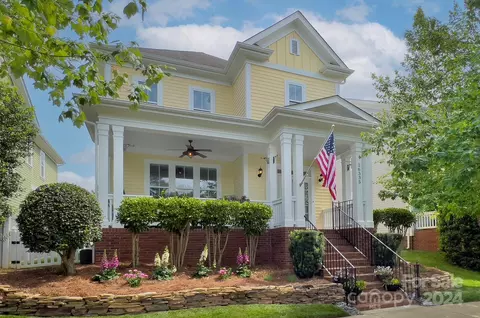 16335 Spruell St, Huntersville, NC 28078