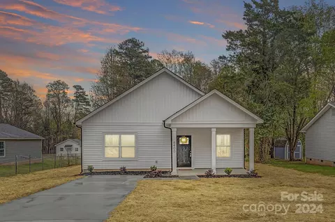 324 Houston St, Charlotte, NC 28214