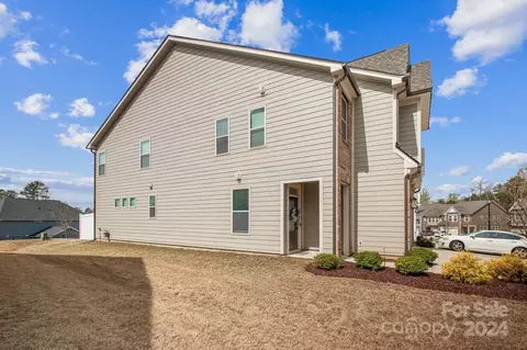 Exterior - 3027 Patchwork Ct, Fort Mill, SC 29708 photo 7 of 7