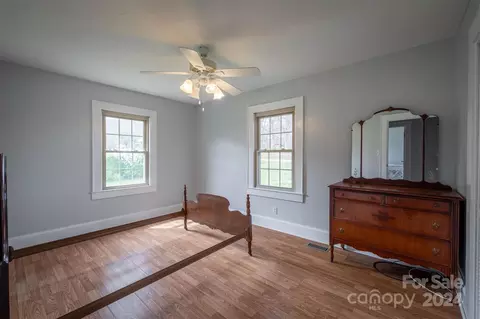 5061 Burkemont Rd, Morganton, NC 28655 photo 14