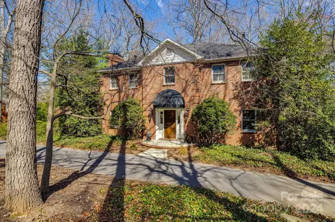 8 Amherst Rd, Asheville, NC 28803