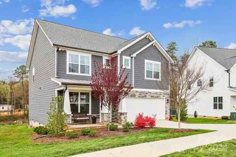 11032 Wooded Saddle Rd, Charlotte, NC 28216