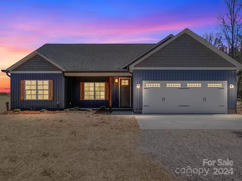 7653 Tuckaseegee Rd, Kannapolis, NC 28081