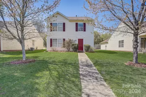 1525 Tuckers Glenn Dr, Rock Hill, SC 29732