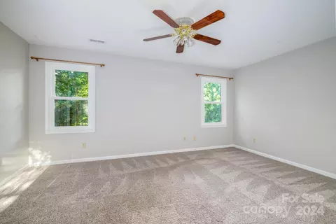 6541 Willowbottom Rd, Hickory, NC 28602 photo 25