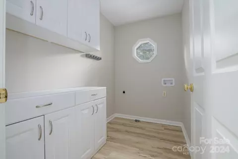6541 Willowbottom Rd, Hickory, NC 28602 photo 22