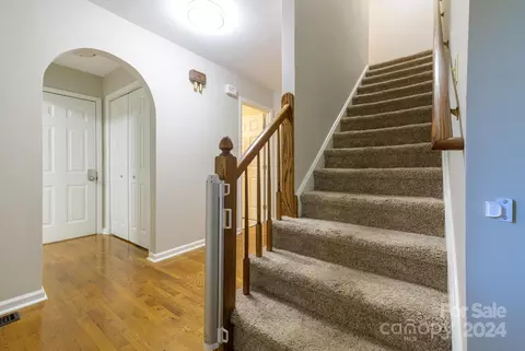 6541 Willowbottom Rd, Hickory, NC 28602 photo 24