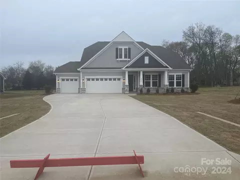 5622 Yarbrough Ln, Concord, NC 28027