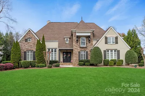 131 Milford Cir, Mooresville, NC 28117