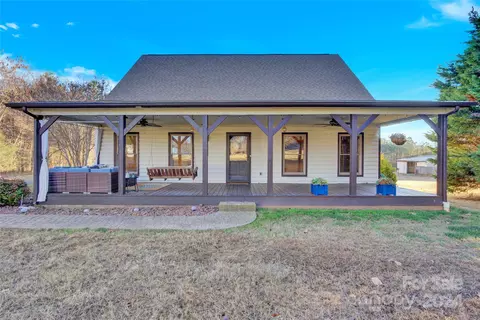 116 Sunnybrae Dr, Troutman, NC 28166